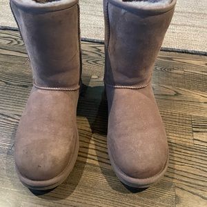 Ugg classic short